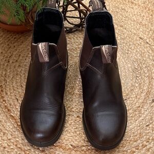 Blundstone Dark Brown Leather Chelsea Boots